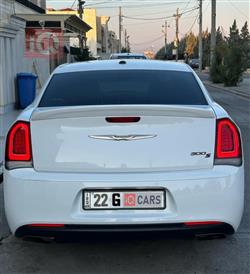 کرایسلەر 300